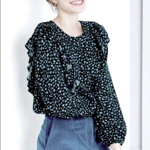 WILD FABLE blue floral ruffle long sleeve blouse NWT